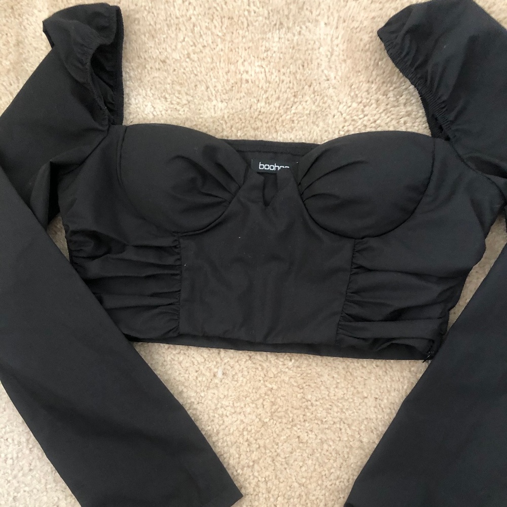boohoo cropped long sleeve